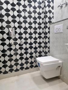 Common Bathroom Image of 400 Sq.ft 1 BHK Apartment / Flat for sale in Razapur Khurd New Delhi for Rs. 2450001