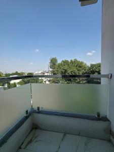 Balcony Image of 650 Sq.ft 1 BHK Apartment / Flat for rent in Geeta Bhawan Indore for Rs. 21999