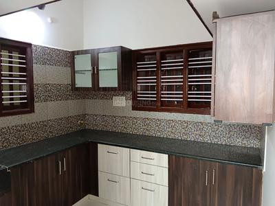 Kitchen Image of 400 Sq.ft 1 BHK Apartment / Flat for rent in Sanjaynagar Bengaluru for Rs. 15000