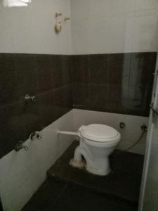 Common Bathroom Image of 1850 Sq.ft 3 BHK Apartment / Flat for sale in Elenza Vibe, Mankol Ahmedabad for Rs. 7351000