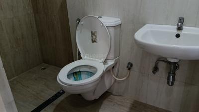 Bathroom Image of 900 Sq.ft 2 BHK Apartment / Flat for sale in The 102, Joka Kolkata for Rs. 5000000