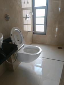 Common Bathroom Image of 1050 Sq.ft 3 BHK Apartment / Flat for rent in Choice Que 914 Phase I, Mundhwa Pune for Rs. 40000