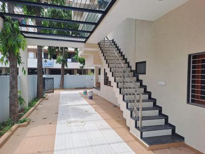 Balcony Image of 3250 Sq.ft 4 BHK Independent House for rent in Maninagar Ahmedabad for Rs. 60000