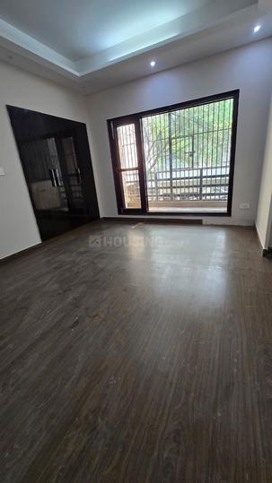 DLF Phase 4 Main Image 1