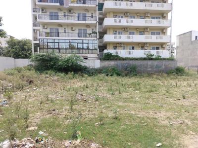 Image of 110 Sq.ft Residential Plot / Land for sale in Sector 40, Gurgaon for Rs. 36500000
