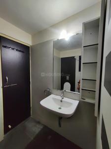 Bathroom Image of 500 Sq.ft 2 BHK Apartment / Flat for rent in M. K Atharva 3, Manish Nagar Nagpur for Rs. 26000