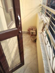 Balcony Image of 750 Sq.ft 2 BHK Builder Floor for rent in Preet Vihar New Delhi for Rs. 15000
