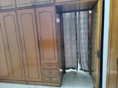 Bedroom Image of 1500 Sq.ft 3 BHK Apartment / Flat for rent in DDA Flats, Sukhdev Vihar New Delhi for Rs. 60000