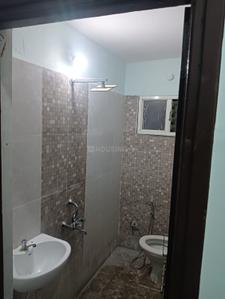 Bathroom Image of 832 Sq.ft 2 BHK Apartment / Flat for rent in Bhawrasla Indore for Rs. 12000