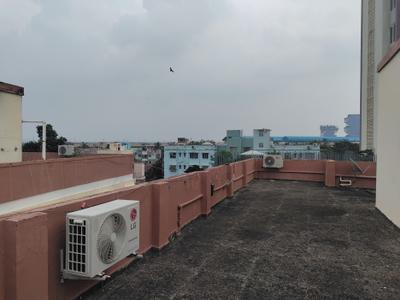Image of 990 Sq.ft 2 BHK Apartment / Flat for rent in VIP Nagar, Kolkata for Rs. 20000