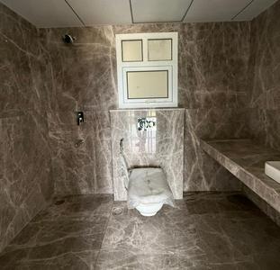 Bathroom Image of 2647 Sq.ft 4 BHK Apartment / Flat for sale in Kalamassery Kochi for Rs. 25000000