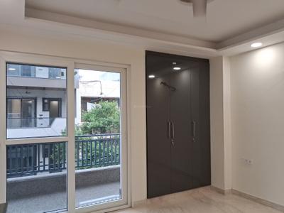 Bedroom Image of 1350 Sq.ft 3 BHK Builder Floor for sale in Paschim Vihar New Delhi for Rs. 28000000