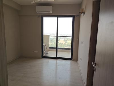 Bedroom Image of 1385 Sq.ft 2 BHK Apartment / Flat for sale in Paras Dews, Sector 106 Gurgaon for Rs. 15500000