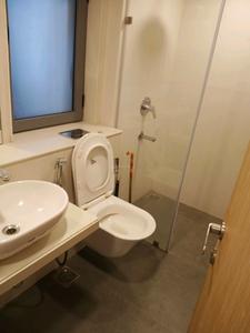 Common Bathroom Image of 1230 Sq.ft 3 BHK Apartment / Flat for sale in Colaba Mumbai for Rs. 72500000