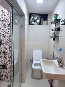 Bathroom Image of 550 Sq.ft 2 BHK Apartment / Flat for sale in Vikaspuri New Delhi for Rs. 7000000