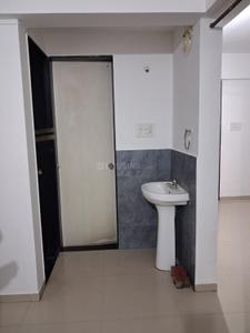 Bathroom Image of 620 Sq.ft 1 BHK Apartment / Flat for sale in Dreams Ragini, Hadapsar Pune for Rs. 4000000