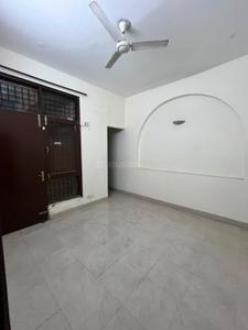 Bedroom Image of 1600 Sq.ft 2 BHK Builder Floor for rent in Sector 46 Noida for Rs. 32000