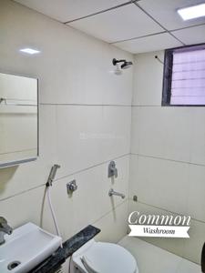 Bathroom Image of 2280 Sq.ft 3.5 BHK Apartment / Flat for sale in MS Maansarovar Hills, Bhimrad Surat for Rs. 11400000