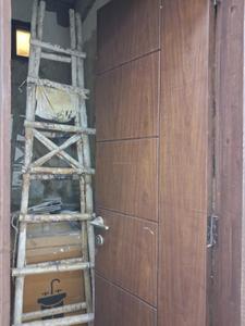 Common Bathroom Image of 1400 Sq.ft 3 BHK Apartment / Flat for sale in Sector 49 Noida for Rs. 6200000