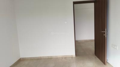 Bedroom Image of 786 Sq.ft 2 BHK Apartment / Flat for rent in Shapoorji Pallonji BKC 28, Bandra East Mumbai for Rs. 110000