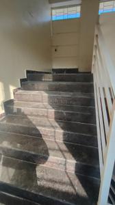 Bedroom Image of 950 Sq.ft 2 BHK Apartment / Flat for rent in Niwas Dhananjay Apartment, Erandwane Pune for Rs. 50000
