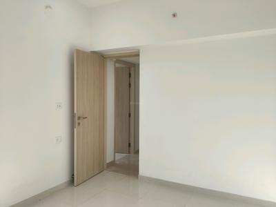 Bedroom Image of 1050 Sq.ft 2.5 BHK Apartment / Flat for rent in Sudarshan Sky Garden, Kasarvadavali Thane for Rs. 33000