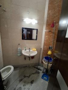 Image of 900 Sq.ft 2 BHK Builder Floor for sale in Mansarover Garden, New Delhi for Rs. 10000000