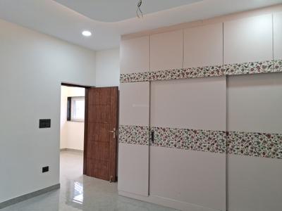 Bedroom Image of 756 Sq.ft 2 BHK Builder Floor for rent in Paschim Vihar New Delhi for Rs. 35000