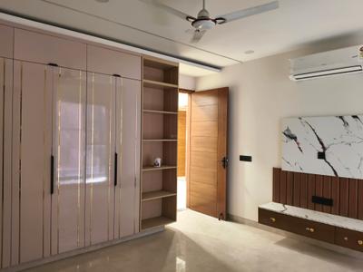 Bedroom Image of 2000 Sq.ft 4 BHK Builder Floor for sale in Sector 57 Gurgaon for Rs. 33500000