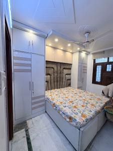 Bedroom Image of 1100 Sq.ft 3 BHK Builder Floor for sale in Anand Vihar New Delhi for Rs. 15000000