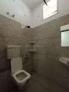 Bathroom Image of 695 Sq.ft 1 BHK Apartment / Flat for rent in Scheme 78 Indore for Rs. 16499