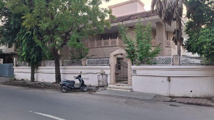 JP Gurukul Park Main Image 1