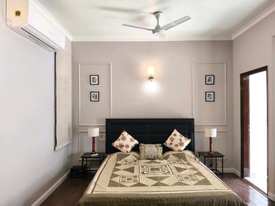Bedroom Image of 3300 Sq.ft 4 BHK Builder Floor for rent in DLF Phase 3 Gurgaon for Rs. 150000