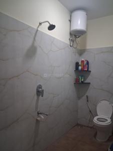 Bathroom Image of 1200 Sq.ft 2 BHK Apartment / Flat for rent in Kasturi Nagar Bengaluru for Rs. 38000
