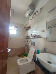 Bathroom Image of 1600 Sq.ft 2 BHK Builder Floor for rent in HSR Layout Bengaluru for Rs. 70000