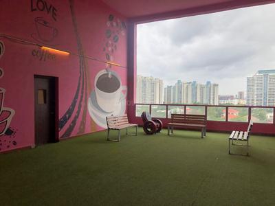 Balcony Image of 1017 Sq.ft 2 BHK Apartment / Flat for sale in Amanora Future Towers, Hadapsar Pune for Rs. 18000000