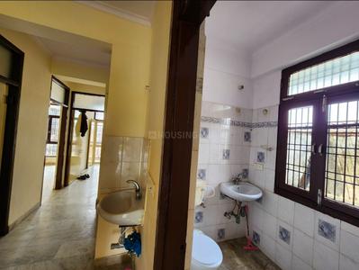 Bathroom Image of 1281 Sq.ft 3 BHK Apartment / Flat for sale in Rakabganj Agra for Rs. 6500000