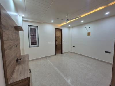 Bedroom Image of 2000 Sq.ft 3 BHK Builder Floor for sale in Mansarover Garden New Delhi for Rs. 32500000
