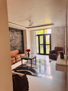 Hall Image of 6000 Sq.ft 5 BHK Villa for rent in Lanco Hanging Gardens Villas, Manikonda Hyderabad for Rs. 300000