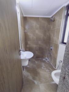 Bathroom Image of 2885 Sq.ft 4 BHK Apartment / Flat for rent in Happy Home Happy Glorious Phase 2, Vesu Surat for Rs. 45000