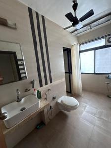Image of 1000 Sq.ft 2 BHK Apartment / Flat for rent in Khar West, Mumbai for Rs. 110000