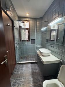 Bathroom Image of 2200 Sq.ft 3 BHK Duplex for rent in Maharani Bagh New Delhi for Rs. 210000