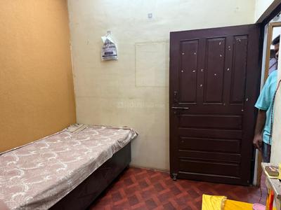 Bedroom Image of 900 Sq.ft 2 BHK Builder Floor for rent in ADA Colony Aligarh for Rs. 16000