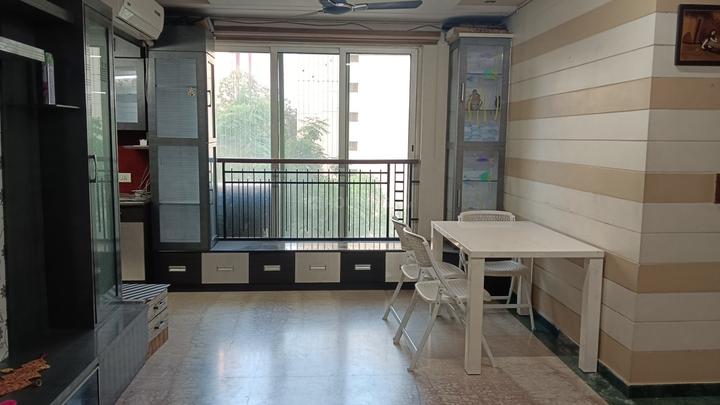 Vittoria hiranandani estate Main Image 1