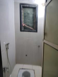 Common Bathroom Image of 700 Sq.ft 1 BHK Apartment / Flat for rent in Puraniks Aarambh, Kasarvadavali Thane for Rs. 16125