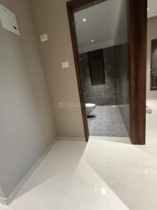 Bathroom Image of 790 Sq.ft 1 BHK Apartment / Flat for sale in Manhattan, Charholi Budruk Pune for Rs. 5000000