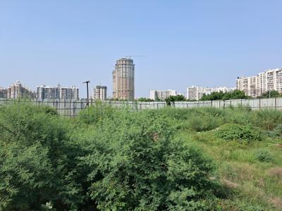 Image of 1350 Sq.ft Residential Plot / Land for sale in Centrum Estates 76, Sector 76, Noida for Rs. 29750000