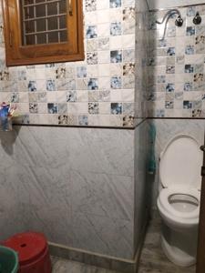 Common Bathroom Image of 1000 Sq.ft 2 BHK Apartment / Flat for sale in Love India Apartments, Shalimar Garden Ghaziabad for Rs. 5000000