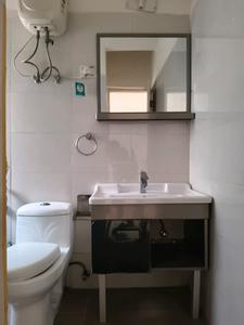 Bedroom One Image of 1500 Sq.ft 3 BHK Apartment / Flat for sale in Bestech Park View Residency, Palam Vihar Gurgaon for Rs. 24000000