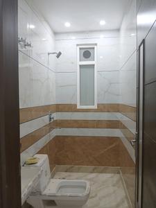 Common Bathroom Image of 810 Sq.ft 2 BHK Builder Floor for rent in Hari Nagar New Delhi for Rs. 25000